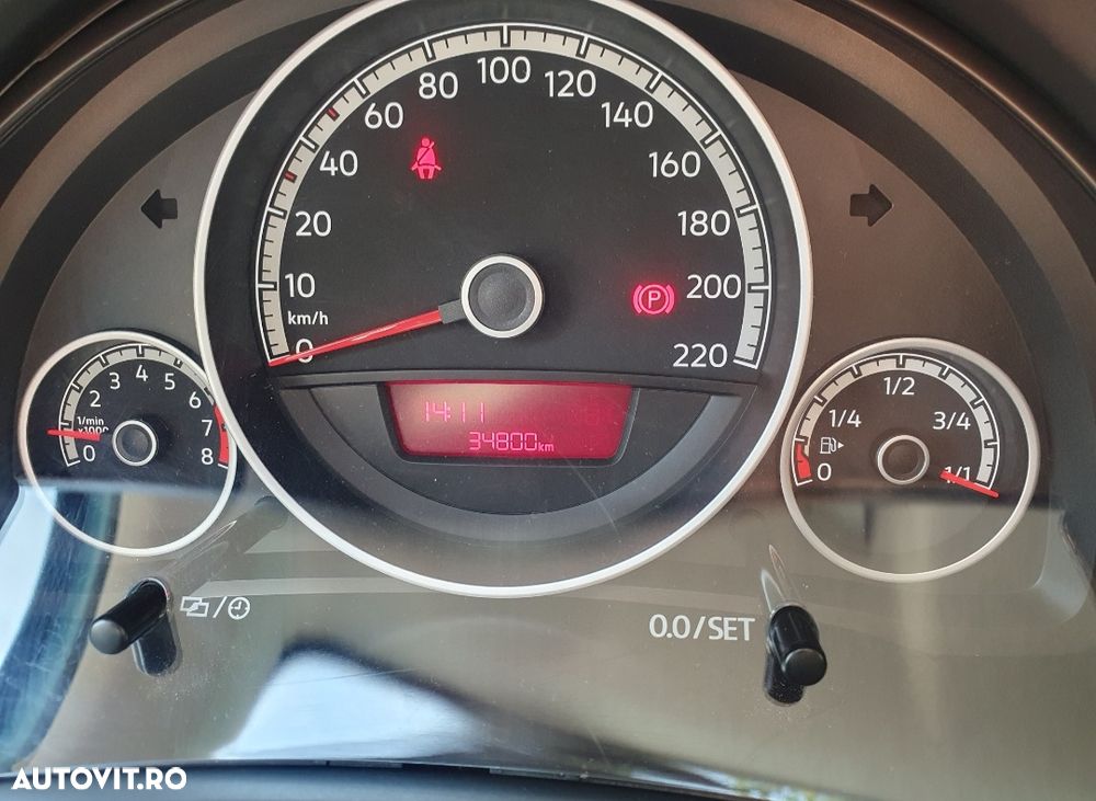 Volkswagen up! 1.0 MPI Move - 10