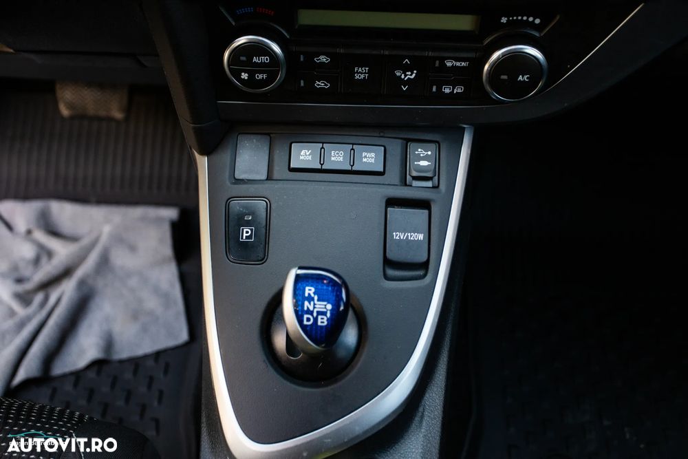 Toyota Auris - 18