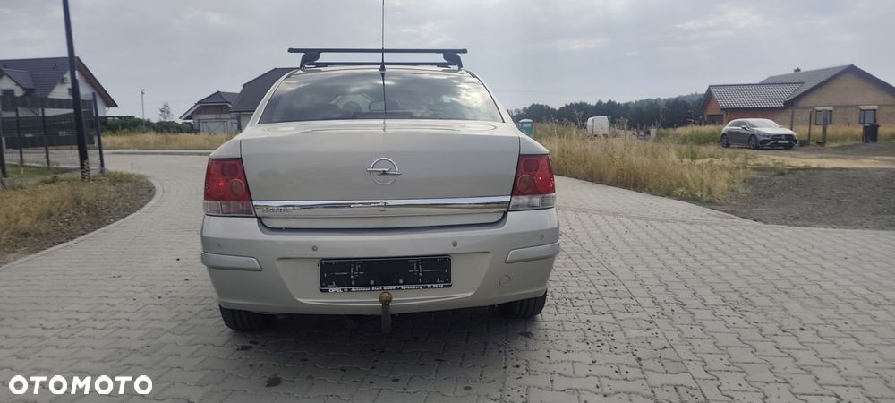 Opel Astra 1.6 Edition - 8