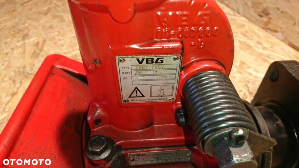 ZACZEP VBG FI 57 NOWY TANDEM TYP750V UCHO DYSZLA - 3