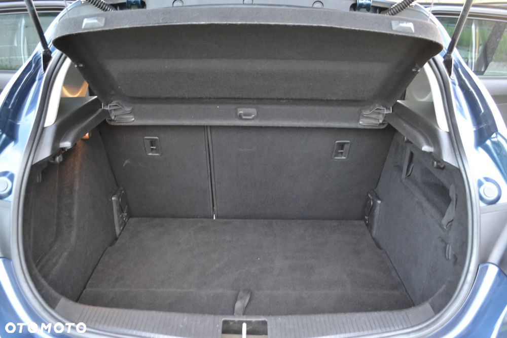 Opel Astra - 23