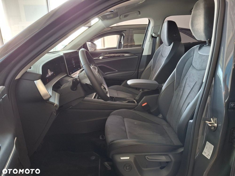 Volkswagen Tayron 2.0 TDI SCR 4Mot Elegance DSG - 9