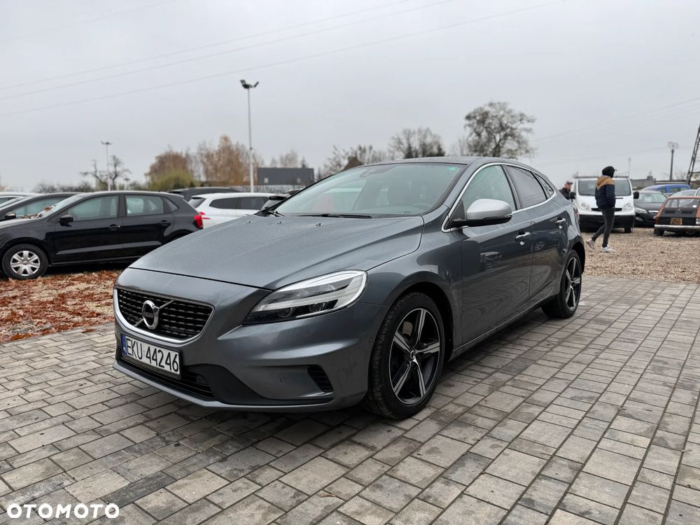 Volvo V40 D3 Drive-E R-Design Momentum - 2