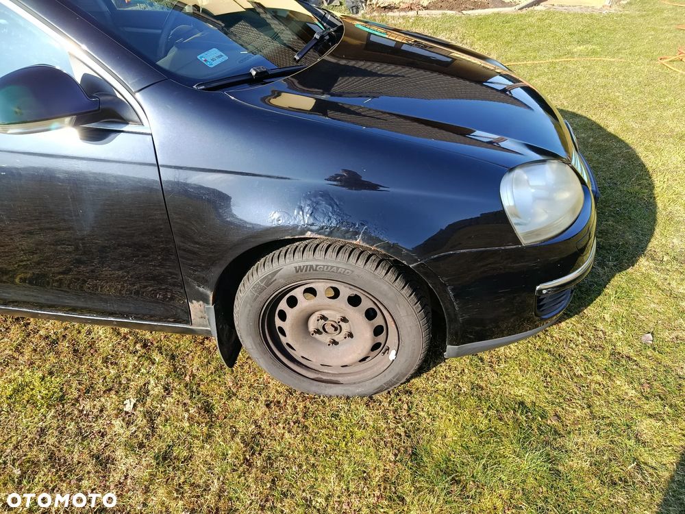 Volkswagen Jetta 1.6 FSI Comfortline - 9