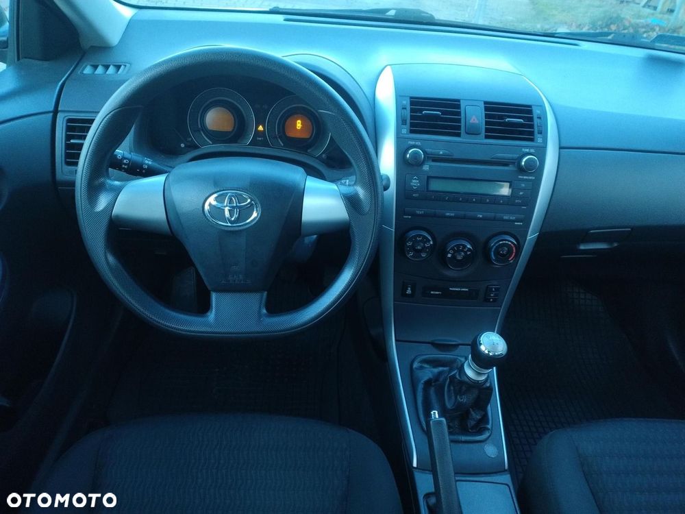 Toyota Corolla 1.4 D-4D Active - 15