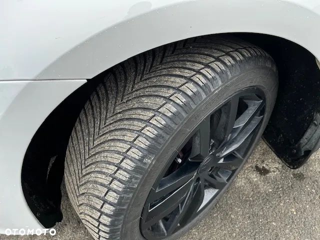 Volkswagen Golf - 13