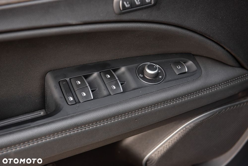 Alfa Romeo Stelvio 2.0 Turbo 16V AT8-Q4 Executive - 22