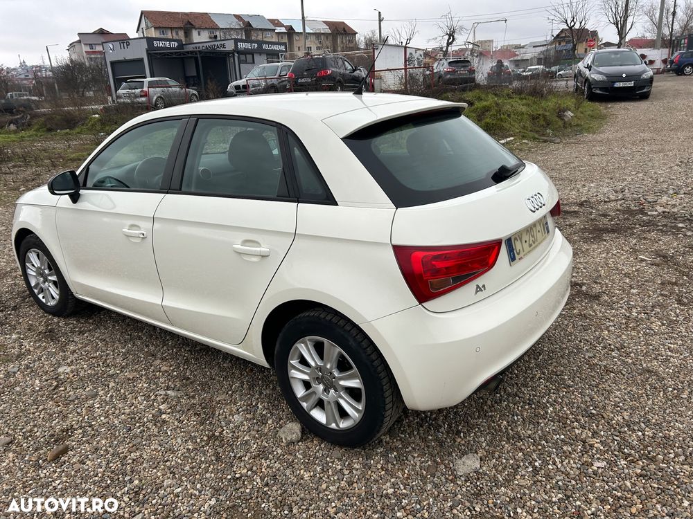 Audi A1 1.6 TDI ack Attraction - 26