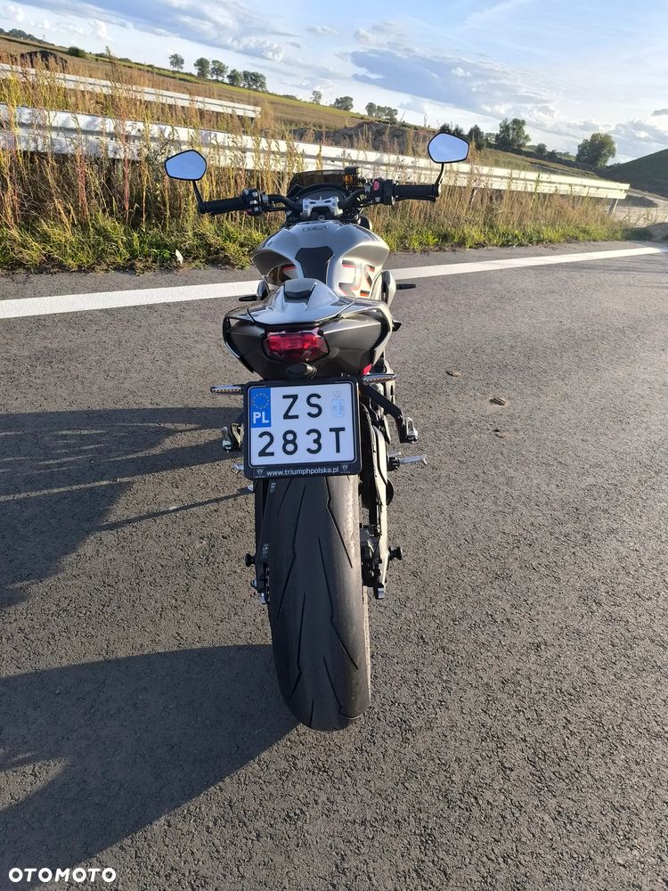 Triumph Street Triple - 34