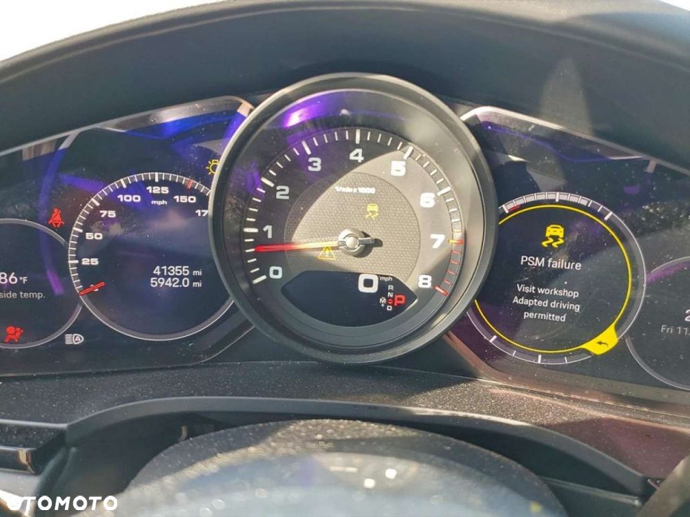 Porsche Cayenne - 10