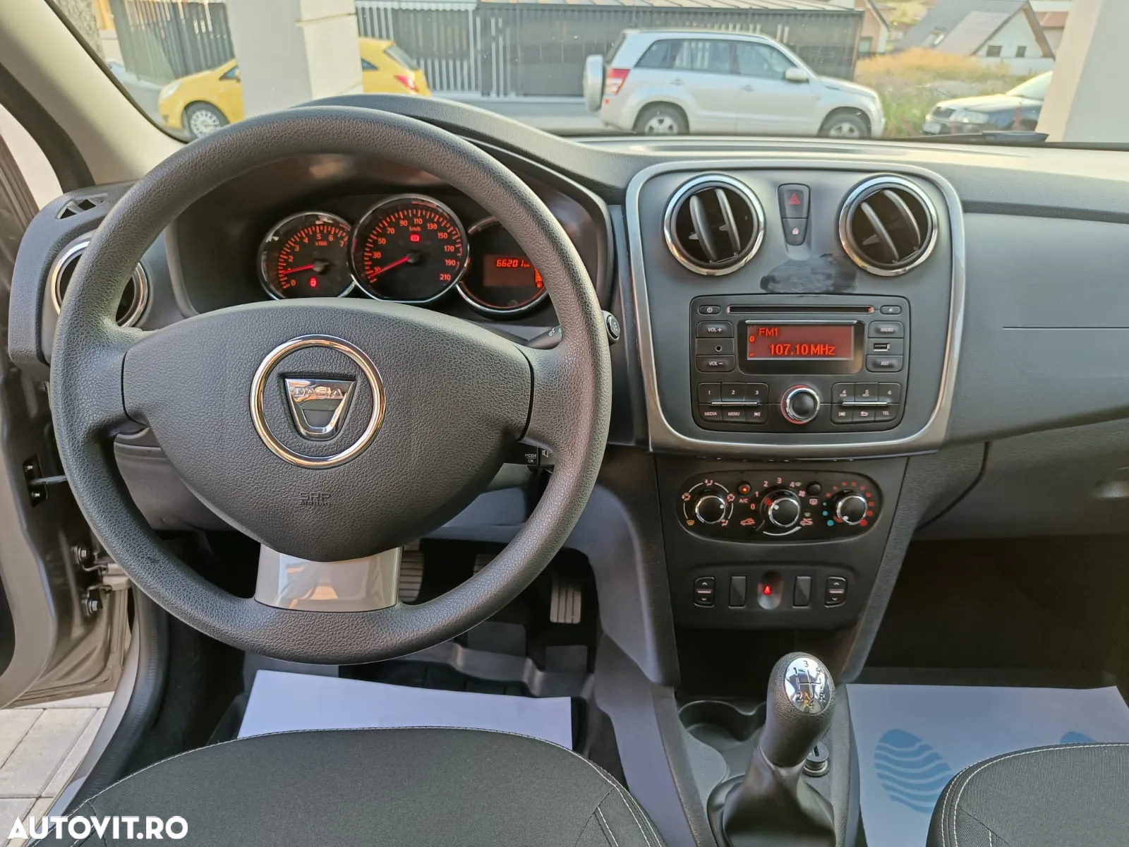 Dacia Logan MCV 1.2 73 CP Laureate - 9