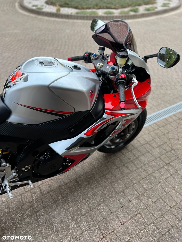 Suzuki GSX-R - 28