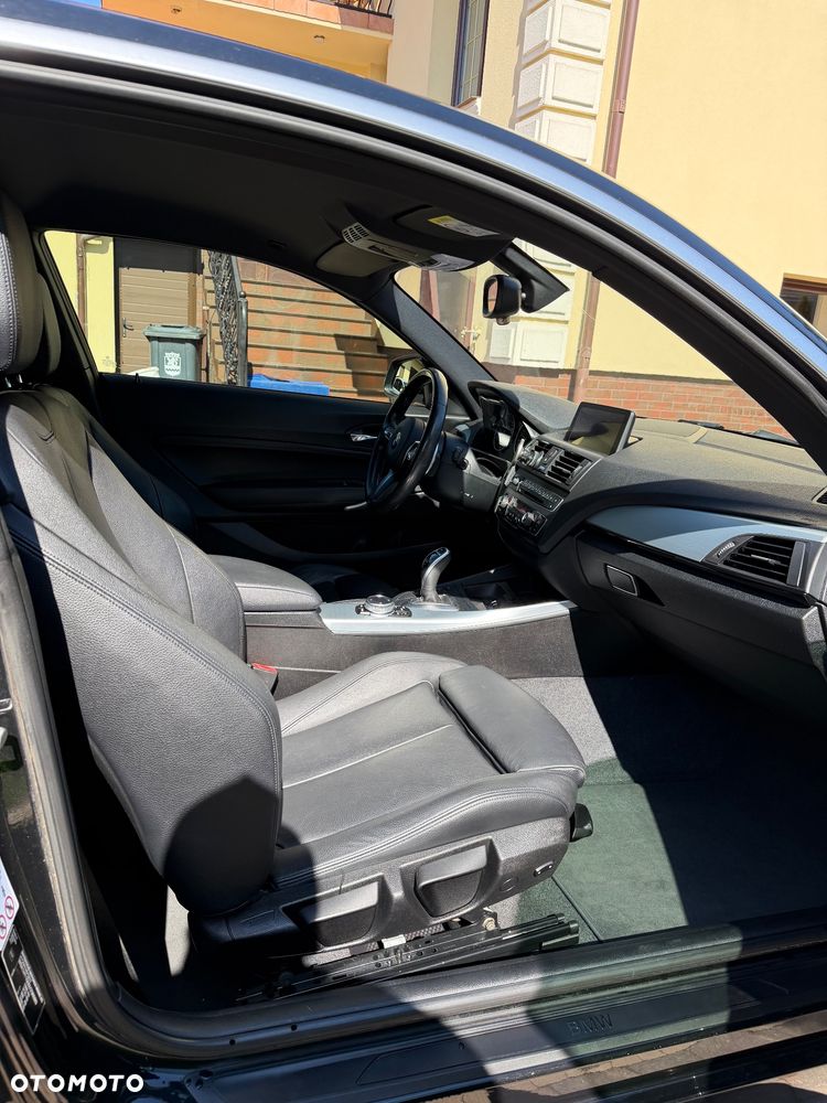 BMW Seria 2 220d Sport-Aut Sport Line - 26