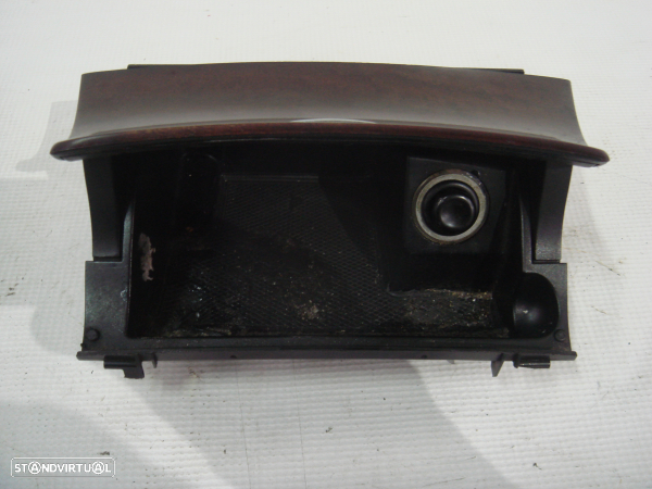 Cinzeiro Fr Mercedes-Benz E-Class (W211) - 2