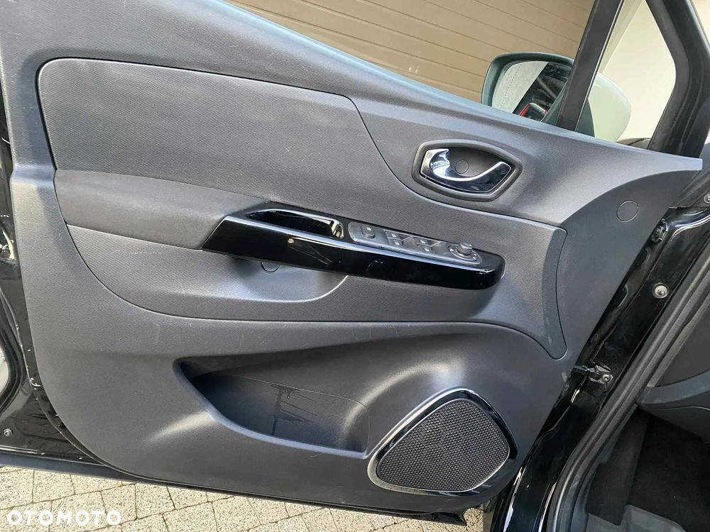 Renault Captur 1.2 TCe Intens EDC - 18