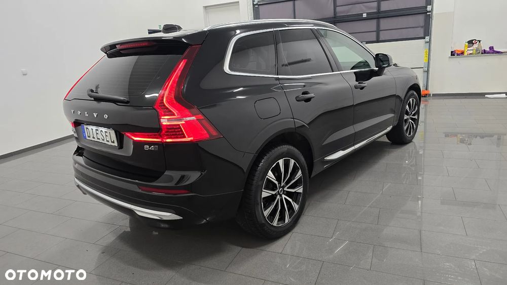 Volvo XC 60 B4 D AWD Inscription - 3