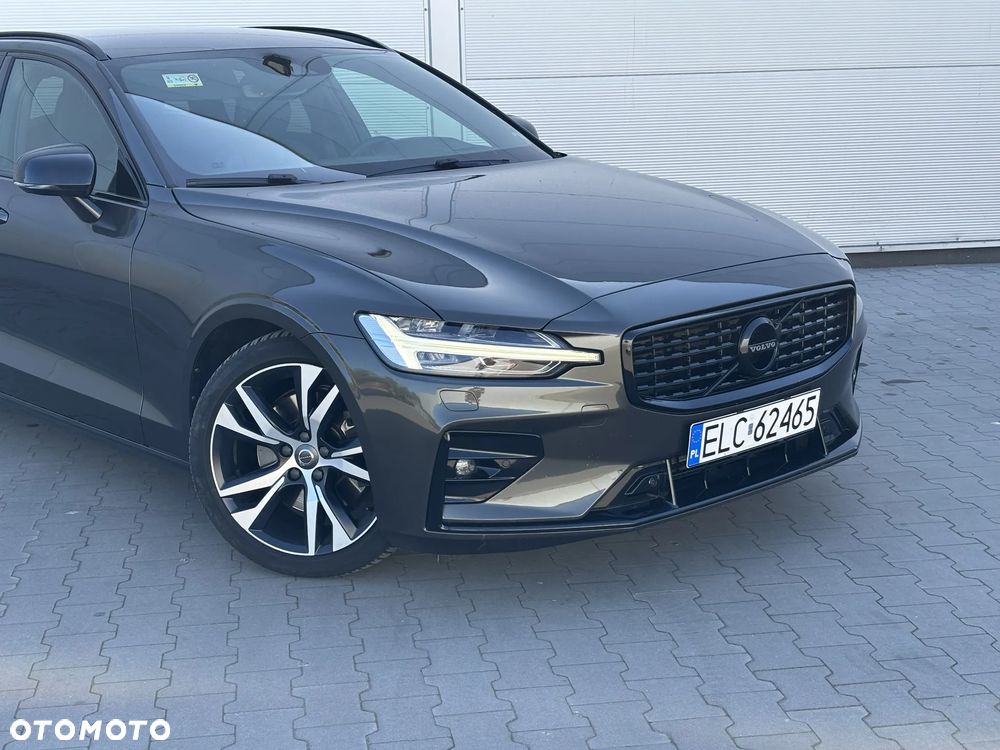 Volvo V60 B4 D R-Design - 13