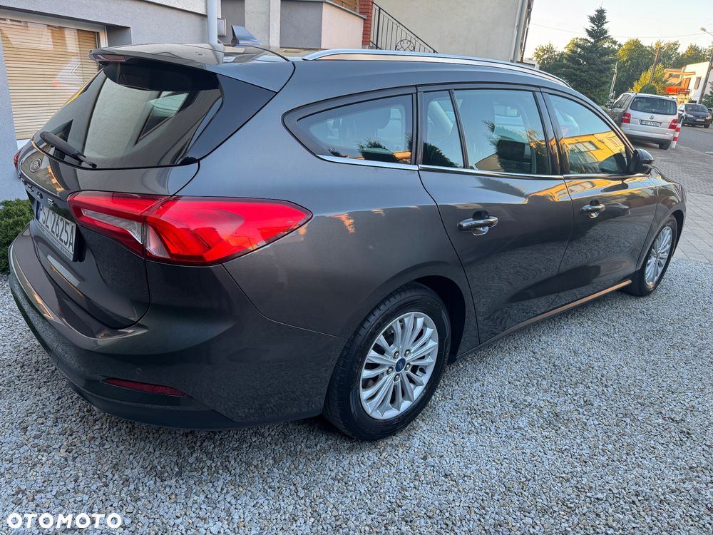 Ford Focus 2.0 EcoBlue Titanium Business - 9