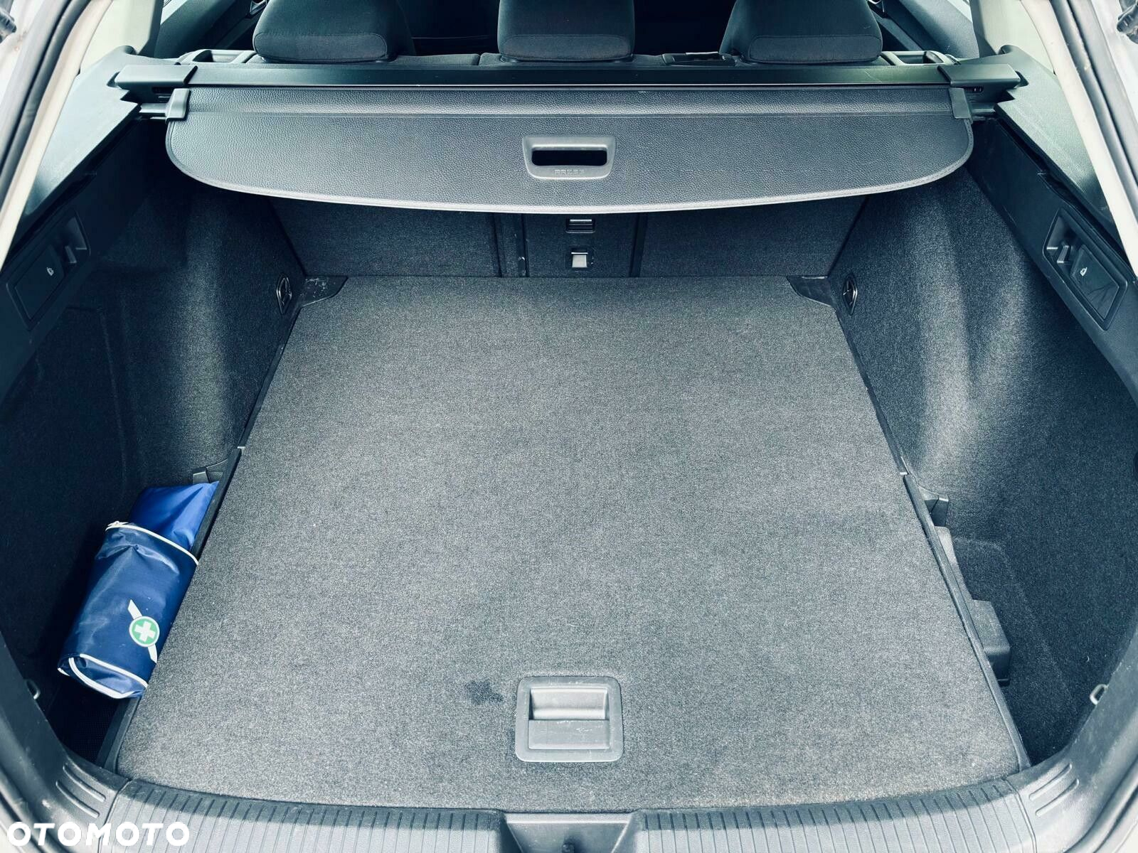 Volkswagen Golf VIII 1.5 TSI EVO Life - 9