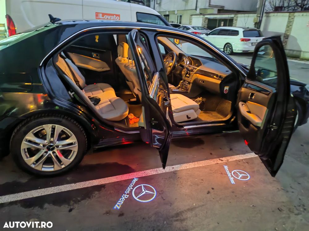 Mercedes-Benz E - 5
