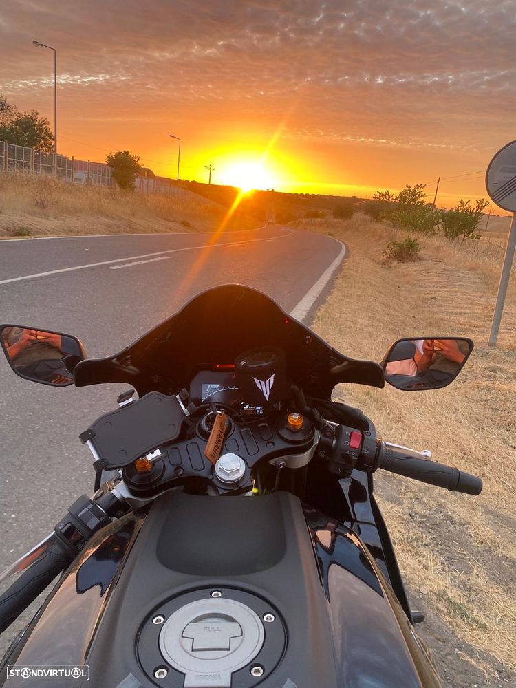 Yamaha YZF - 5