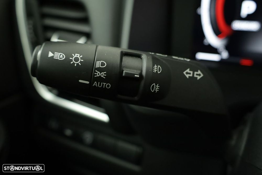 Nissan Qashqai 1.3 DIG-T N-Connecta LED Xtronic - 17