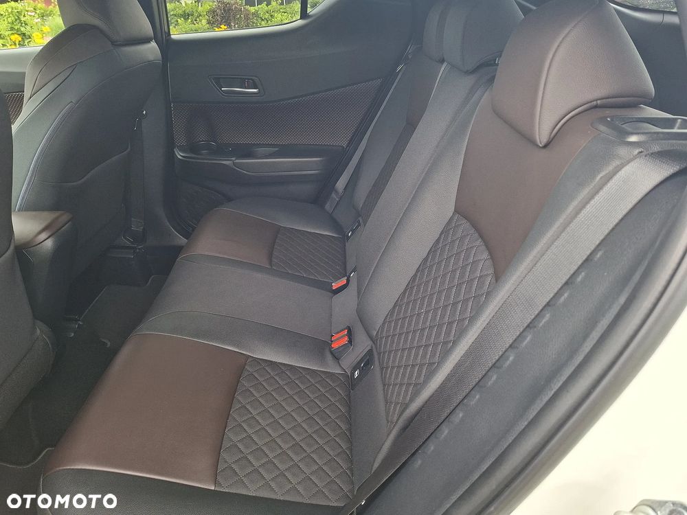 Toyota C-HR - 28