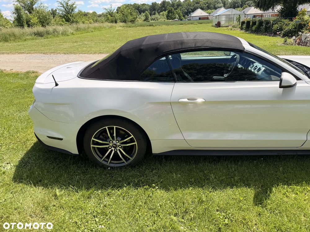Ford Mustang Cabrio 2.3 Eco Boost - 6