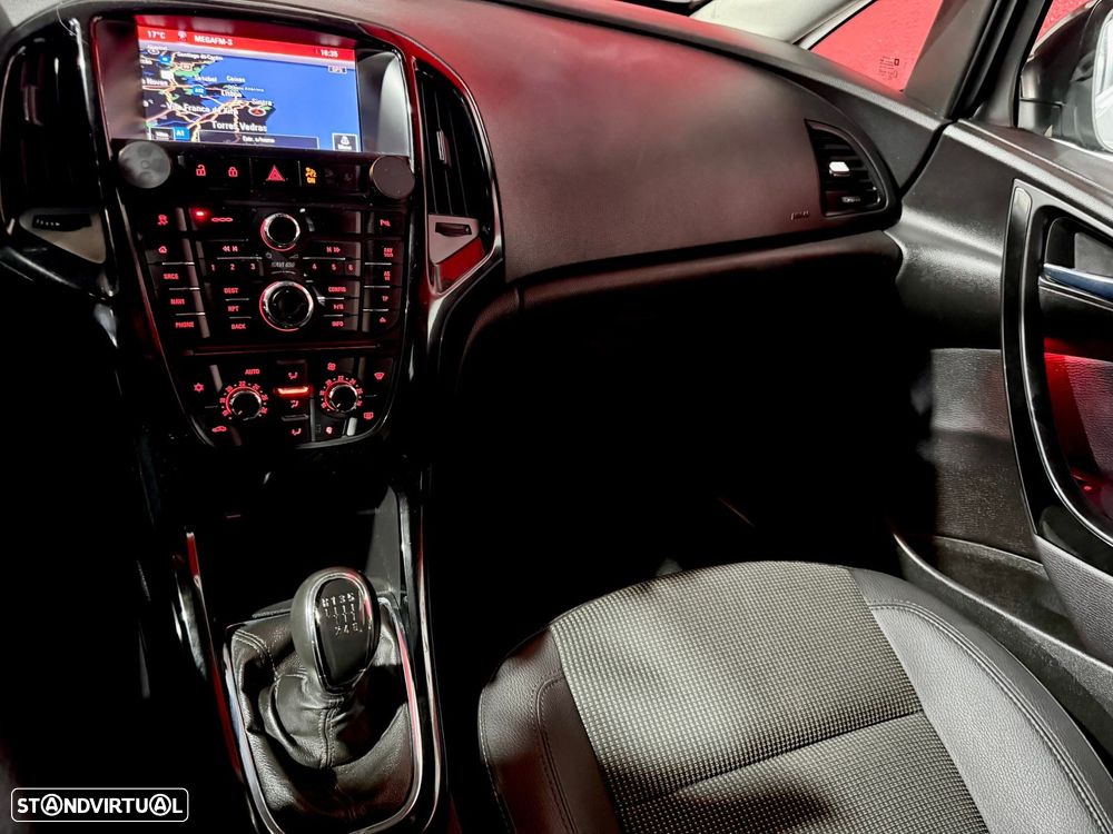 Opel Astra Sports Tourer 1.6 CDTi Cosmo S/S - 21