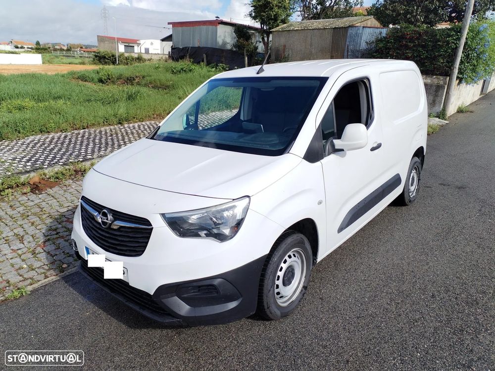Opel combo 1.5CDTI 3LG 100cv já c/ iva - 1