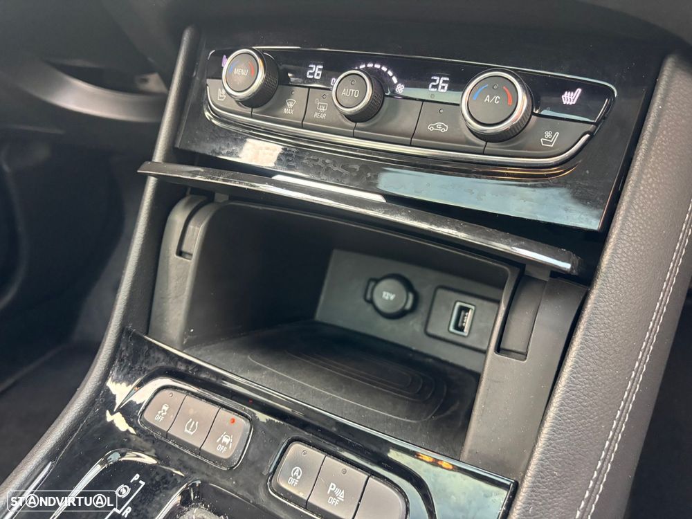 Opel Grandland X 1.2 T Design & Tech AT - 43