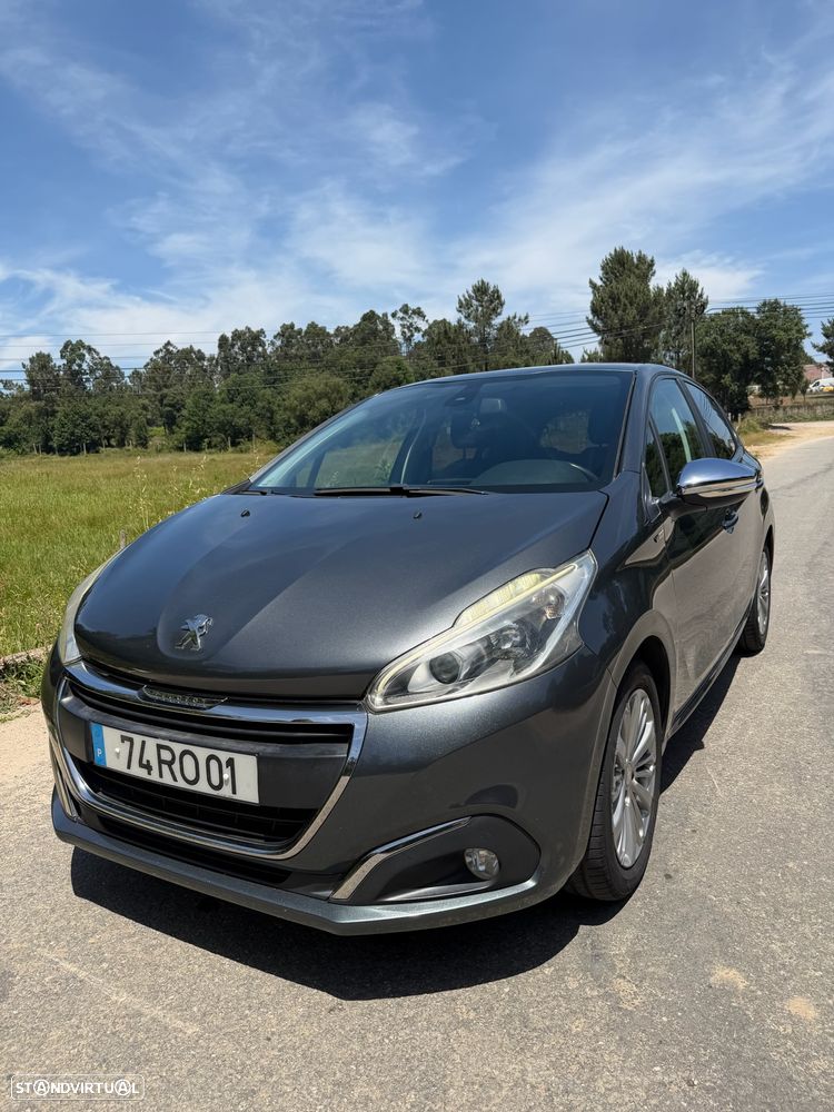 Peugeot 208 1.2 PureTech Style - 9