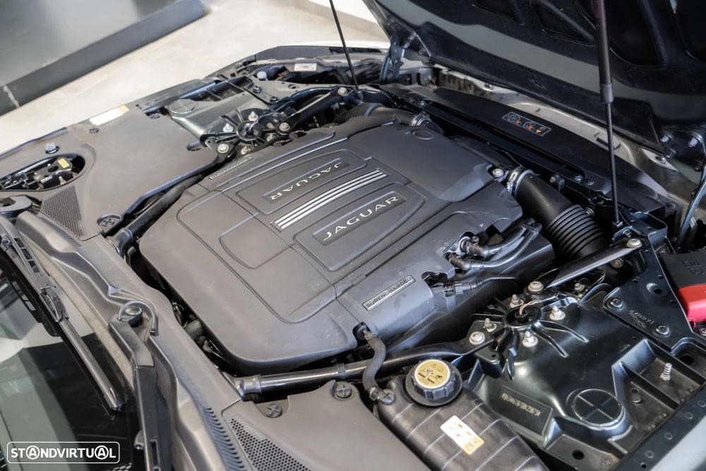 Jaguar F-Type 3.0 V6 S/C S Auto - 23