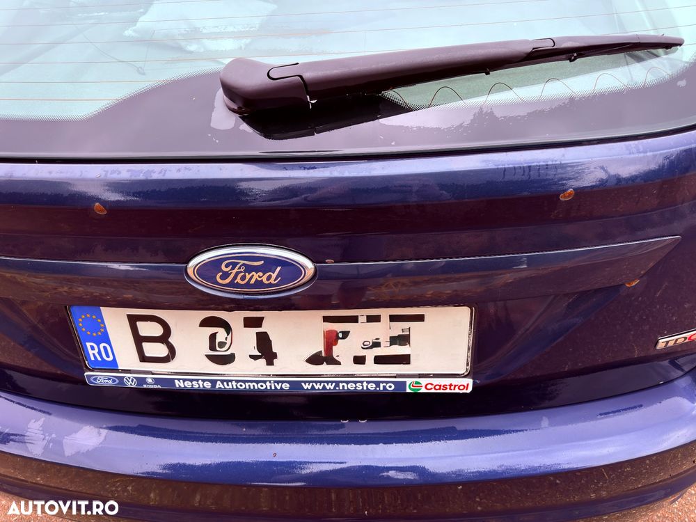 Ford Focus 2011 photo 4