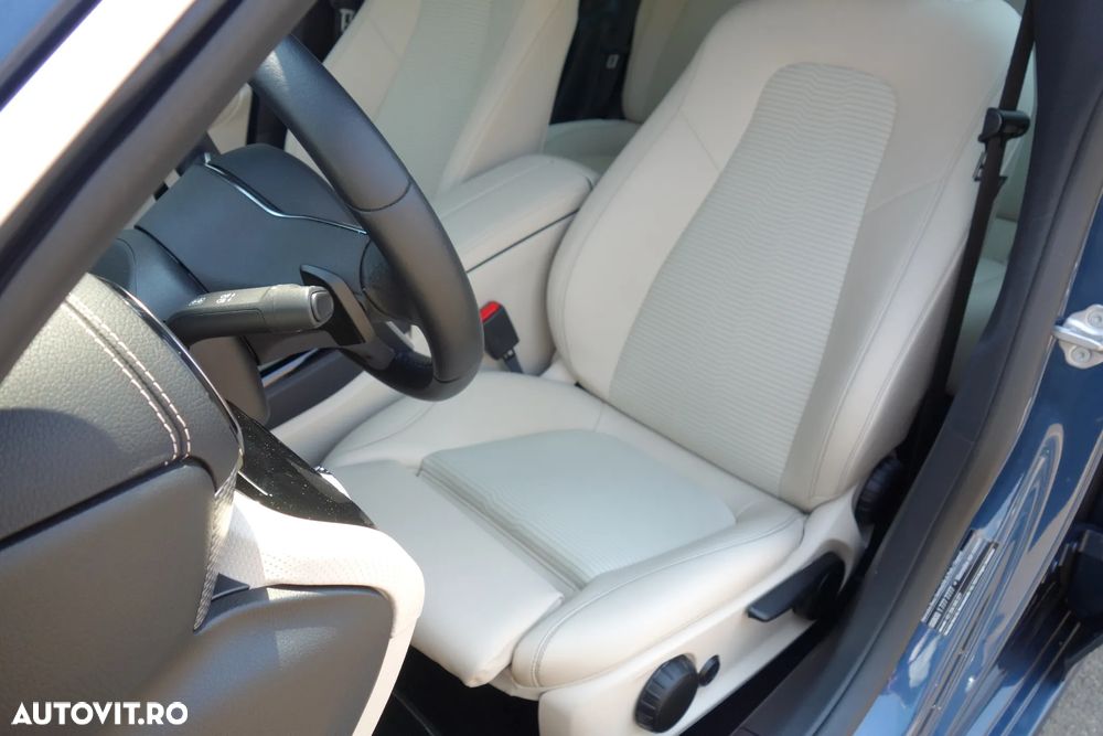 Mercedes-Benz CLA 200 7G-DCT Special Edition - 17