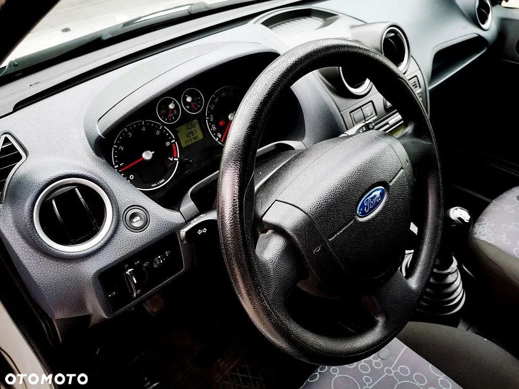 Ford Fiesta 1.3 Fun - 26