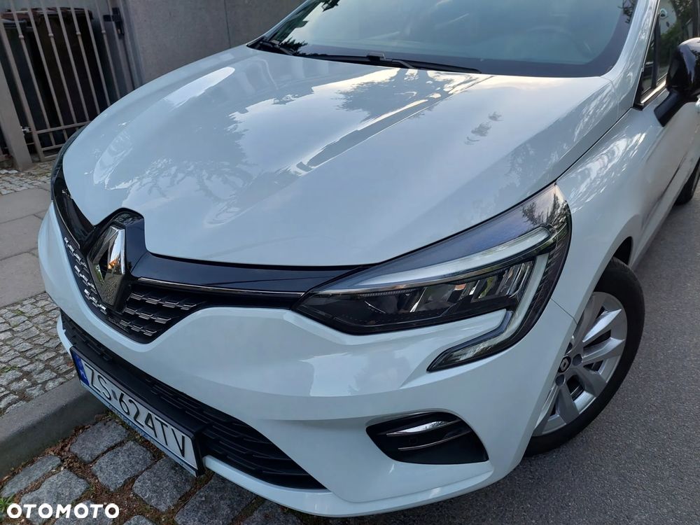 Renault Clio - 11