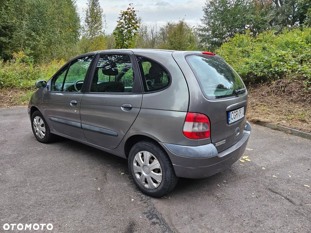 Renault Scenic - 4