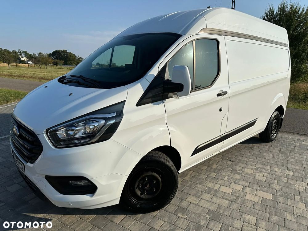 Ford TRANSIT CUSTOM - 12