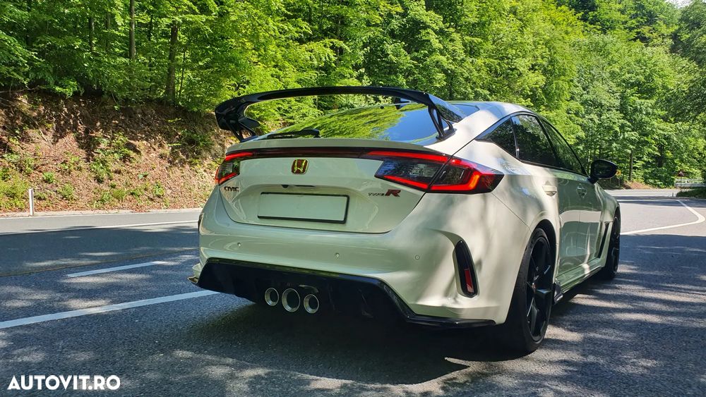 Honda Civic 2.0 VTEC Turbo Type R - 13