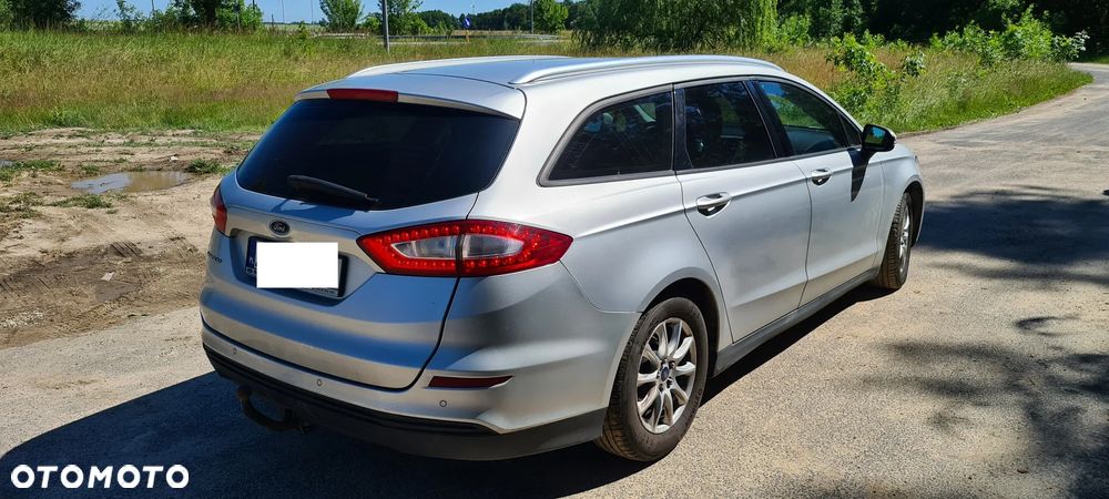 Ford Mondeo 2.0 TDCi Ambiente - 4