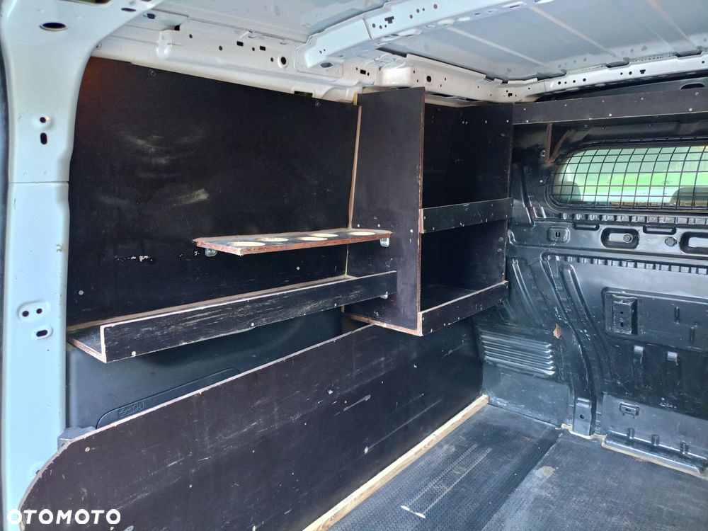 Ford Transit Connect II - 15