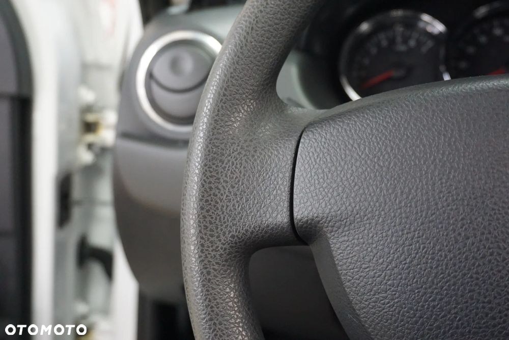 Dacia Duster SCe 115 4x2 Ambiance - 28