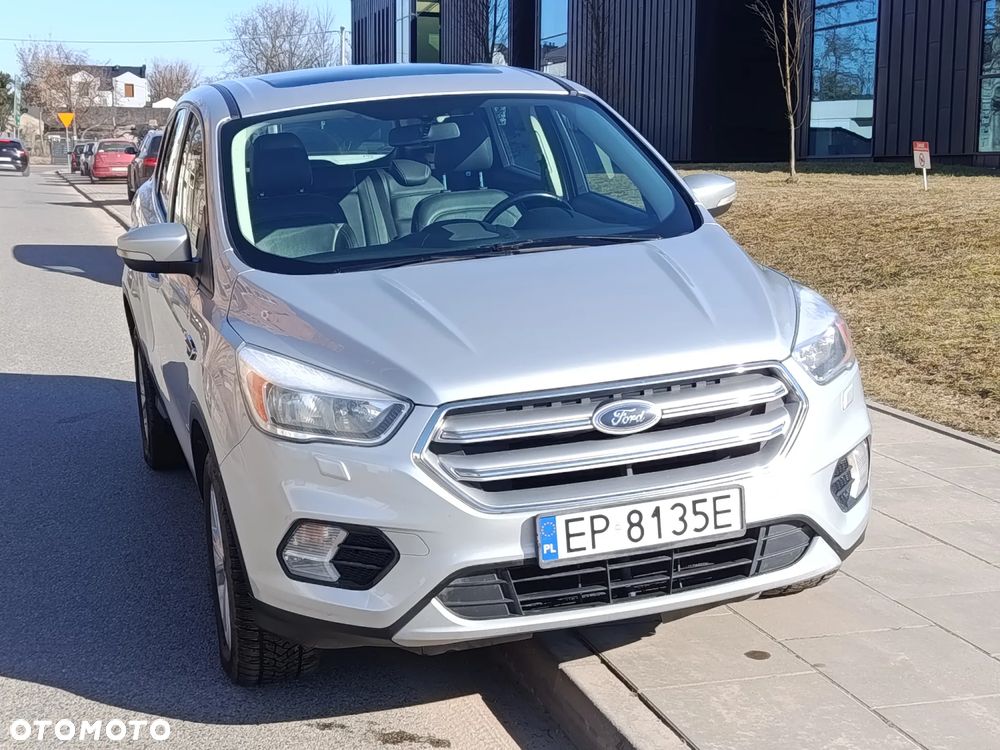 Ford Kuga 1.5 EcoBoost 4x4 Titanium - 2