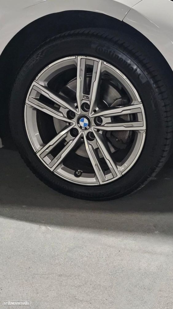 BMW 116 d Pack Desportivo M Auto - 33