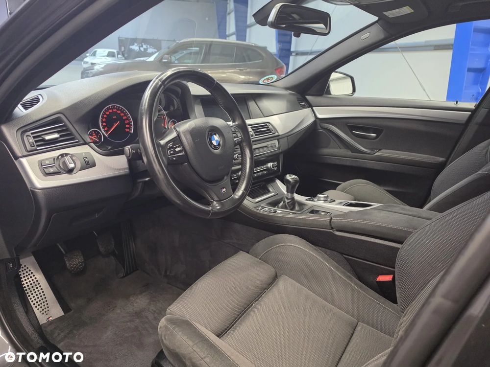 BMW Seria 5 - 24