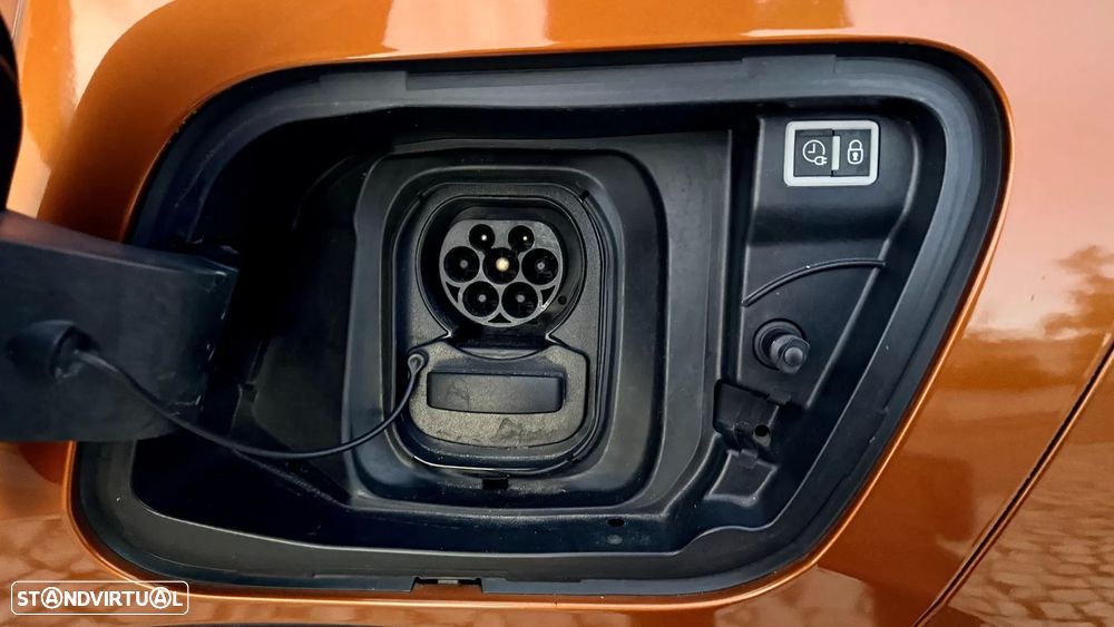 Peugeot e-2008 50 kWh GT Line - 15