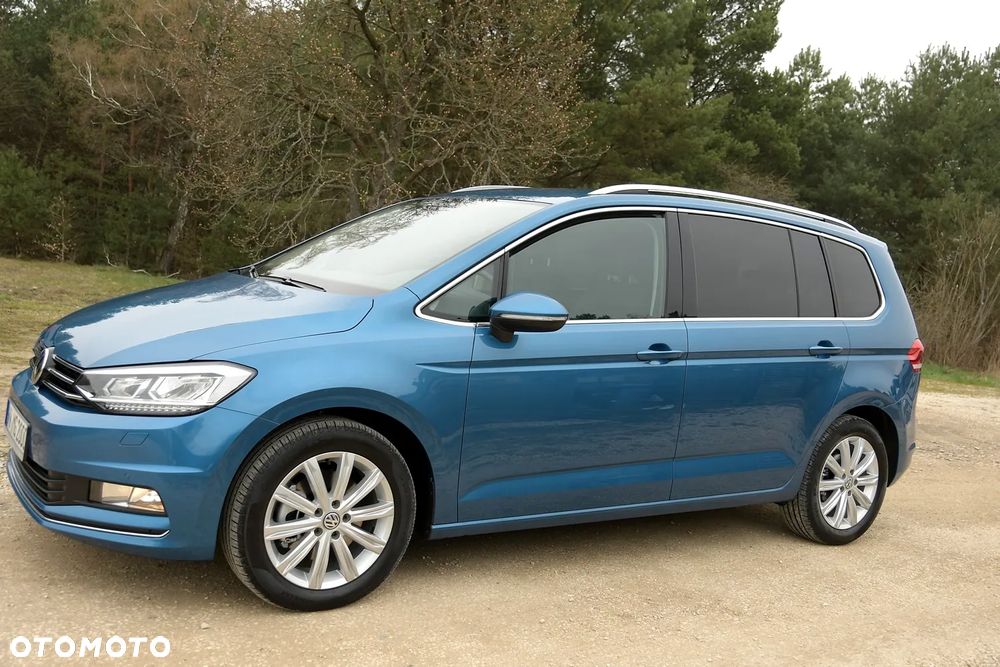 Volkswagen Touran 2.0 TDI SCR Highline - 10