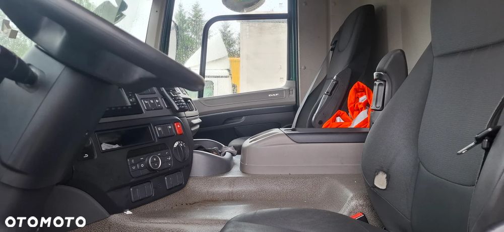 DAF CF 260 - 10