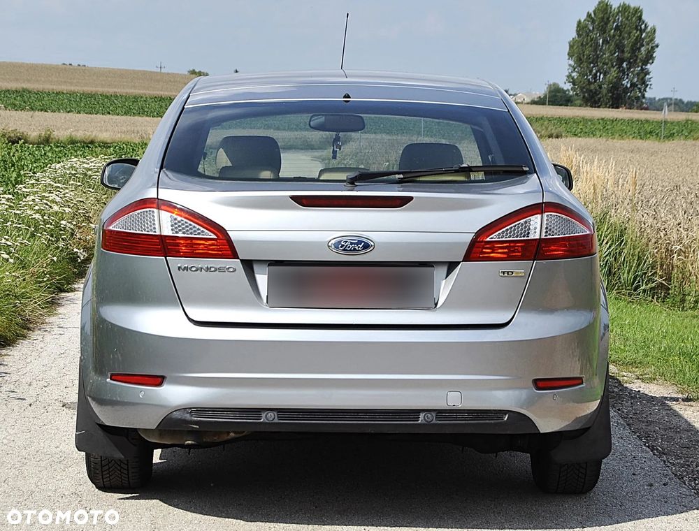 Ford Mondeo 2.0 TDCi Ghia X - 5